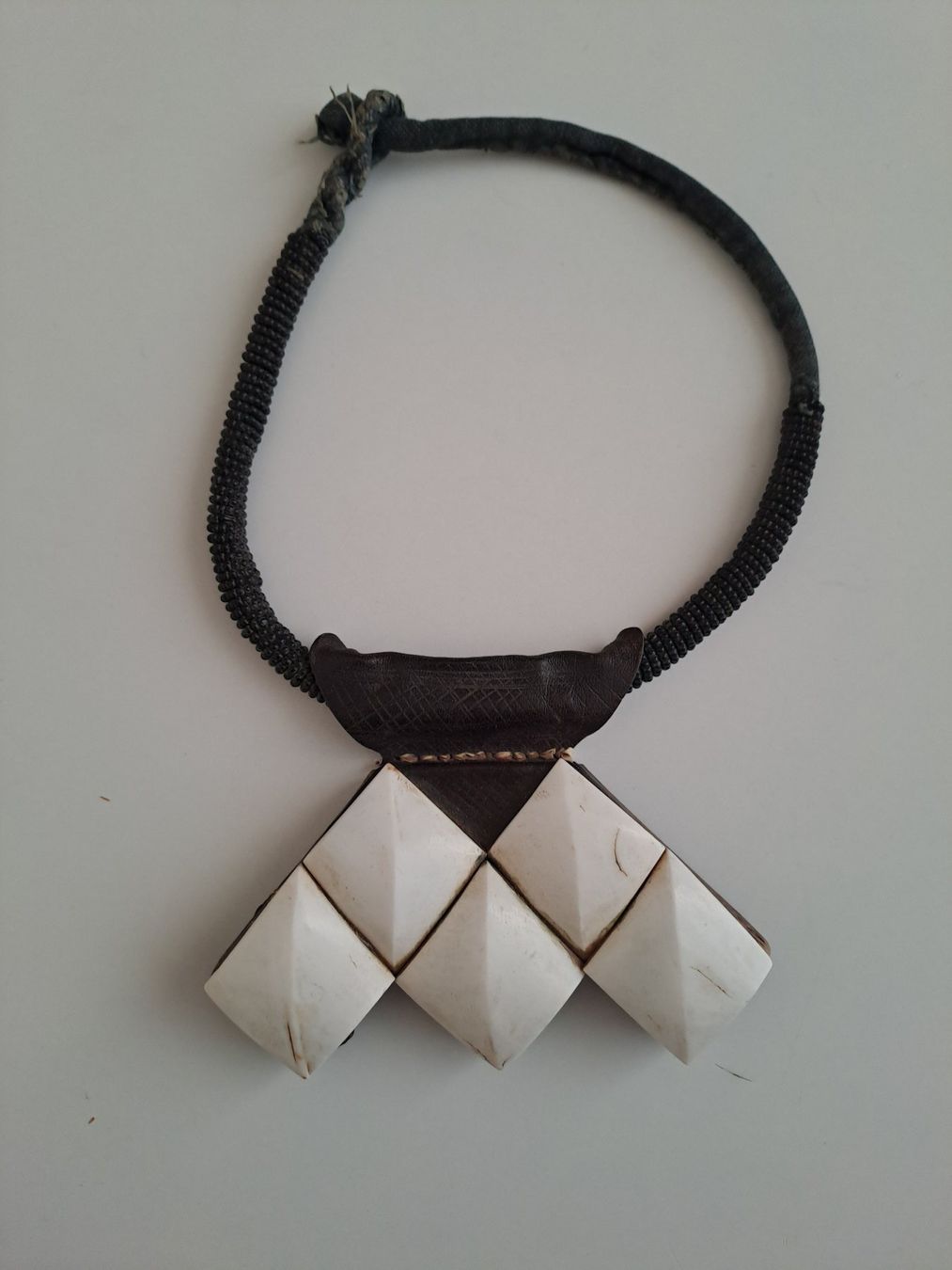 Ketten: COLLIER TOUAREG HAMSA – Gebraucht aus LAUSANNE von KWEW