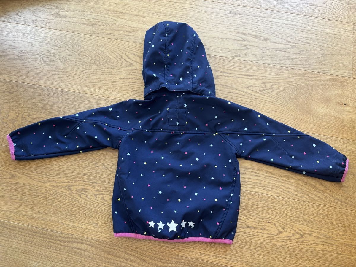 H&M Jacken & Mäntel: H&M Softshelljacke Gr. 92 – Gebraucht aus Adliswil von L.Lau 1