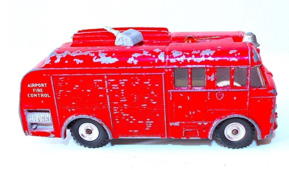 Dinky Toys Jouets: VINTAGE SCHÖNER DINKY TOYS FEUERWEHR LKW+BLINKL. – D'occasion à Ipsach par Merlux 1