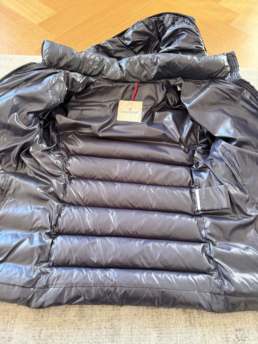 Moncler Vestes: Moncler Bady Gr 1, dunkelblau – D'occasion à Bern par Notary 1