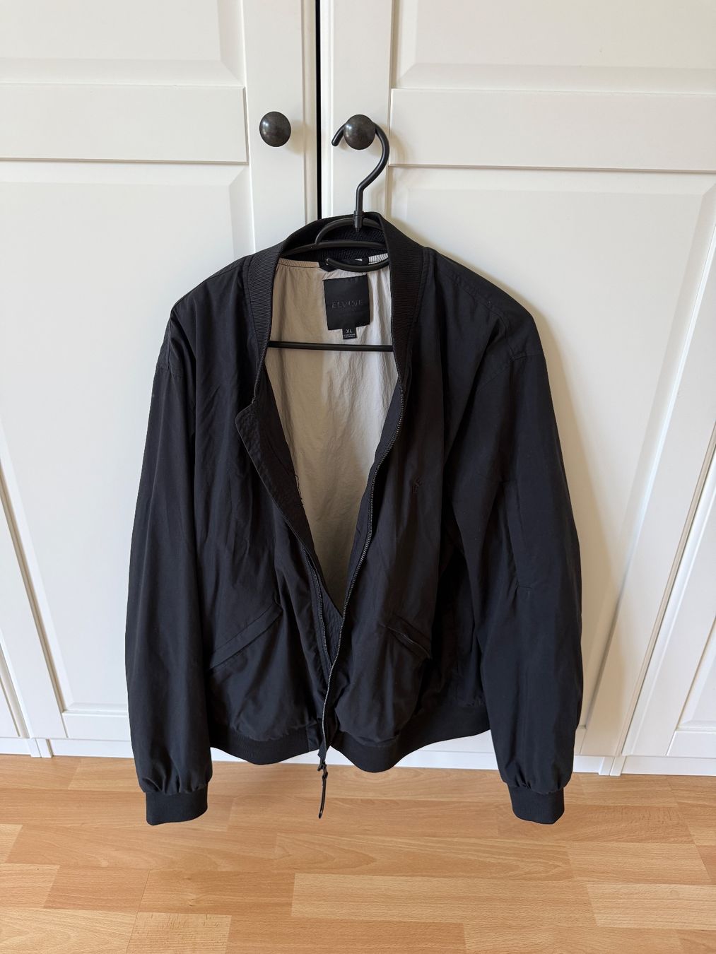 Elvine Jacken: Elvine, Jacke, schwarz, Herren – Gebraucht aus Olten von danielpfluger84 2
