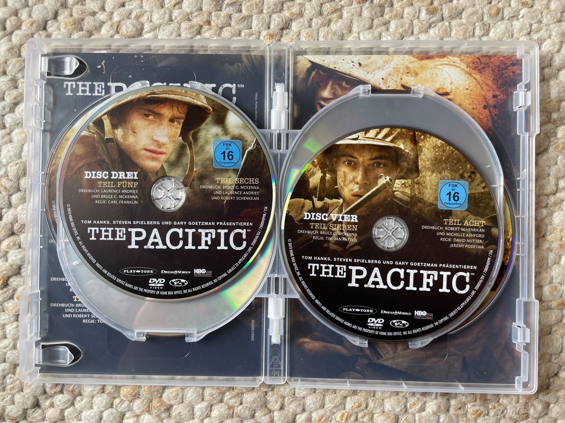 Tutti i DVDs: The Pacific-Box – Usato da Scuol venduto da painkiller01 3