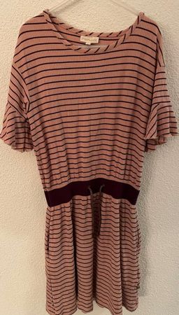 Pomp de lux Kleid gestreift Grösse 134/140 rosa/braun