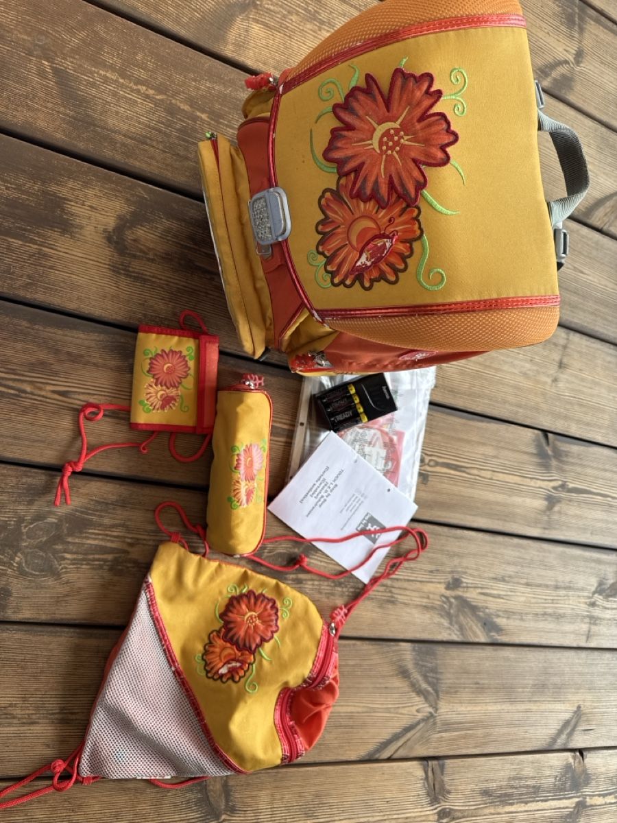 Step by Step Kindertaschen: Schulranzen Set Step by Step bunte Blumen mit Beleuchtung – Gebraucht aus Niederlenz von Abume 7