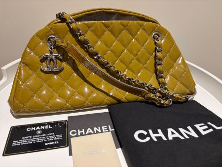 CERTIFICATE Exquisite Vintage Chanel Mademoiselle Bag
