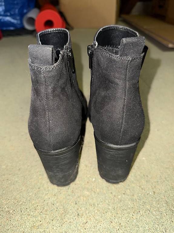 Chaussures femmes: Stiefeletten mit Absatz – D'occasion à Winterthur par OliviaC5 2