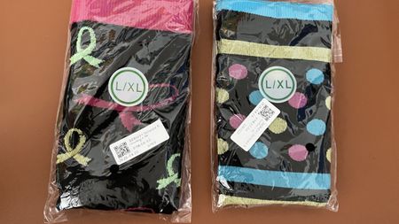 Kompressionstützsocken schwarz mit Motiven/Punkten