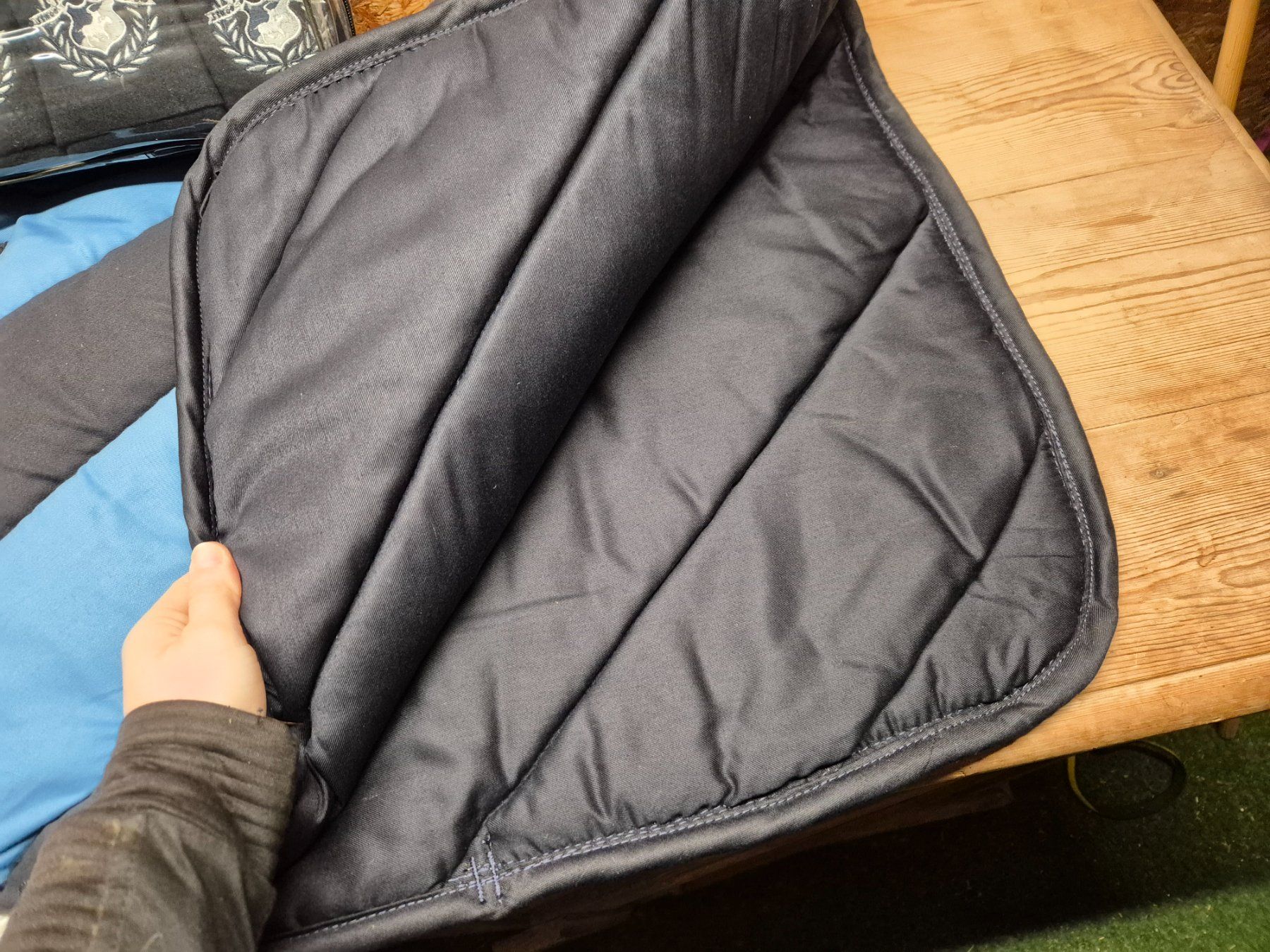 Coperte: Schabracke Set Neu – Nuovo (secondo la descrizione) da Meggen venduto da Orrinka20 2
