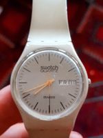 Montre Swatch Quartz Beige bon état