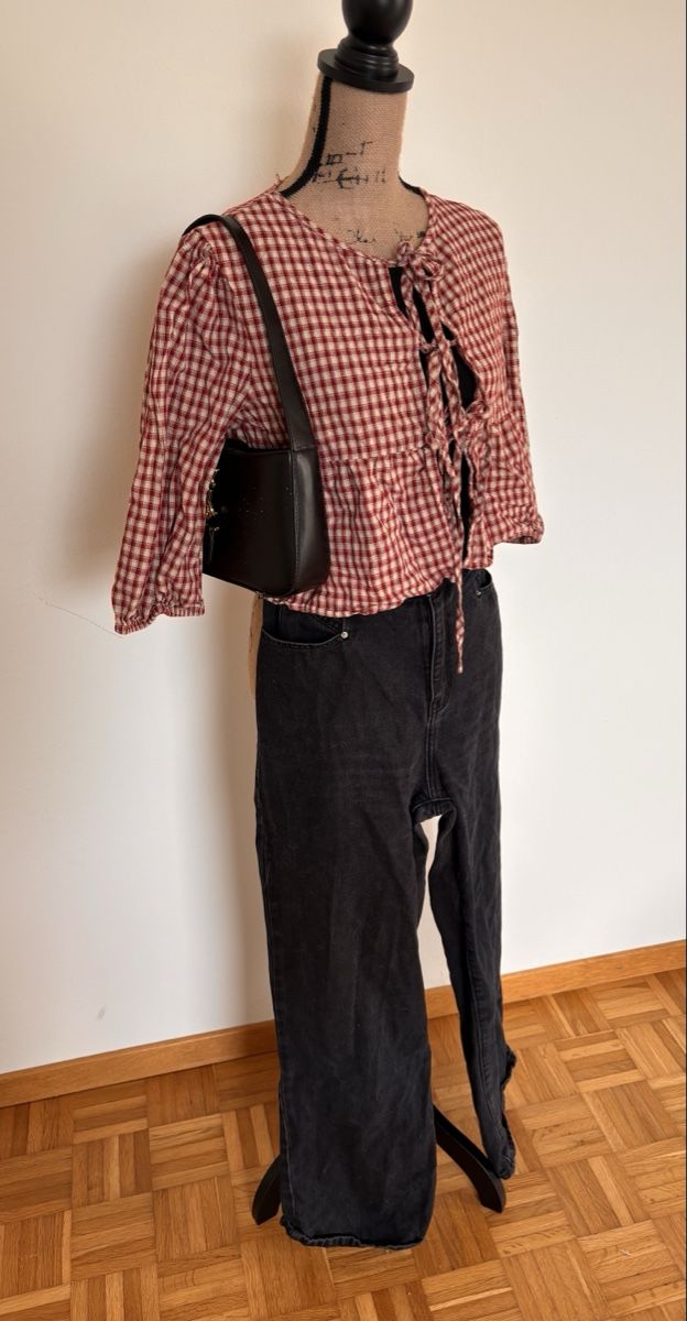 Blusen: Sommerbluse mit Karomuster, Grösse L, Top Zustand! – Gebraucht aus Fraubrunnen von Sxhiina01