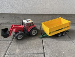 Playmobil Traktor mit Anhänger