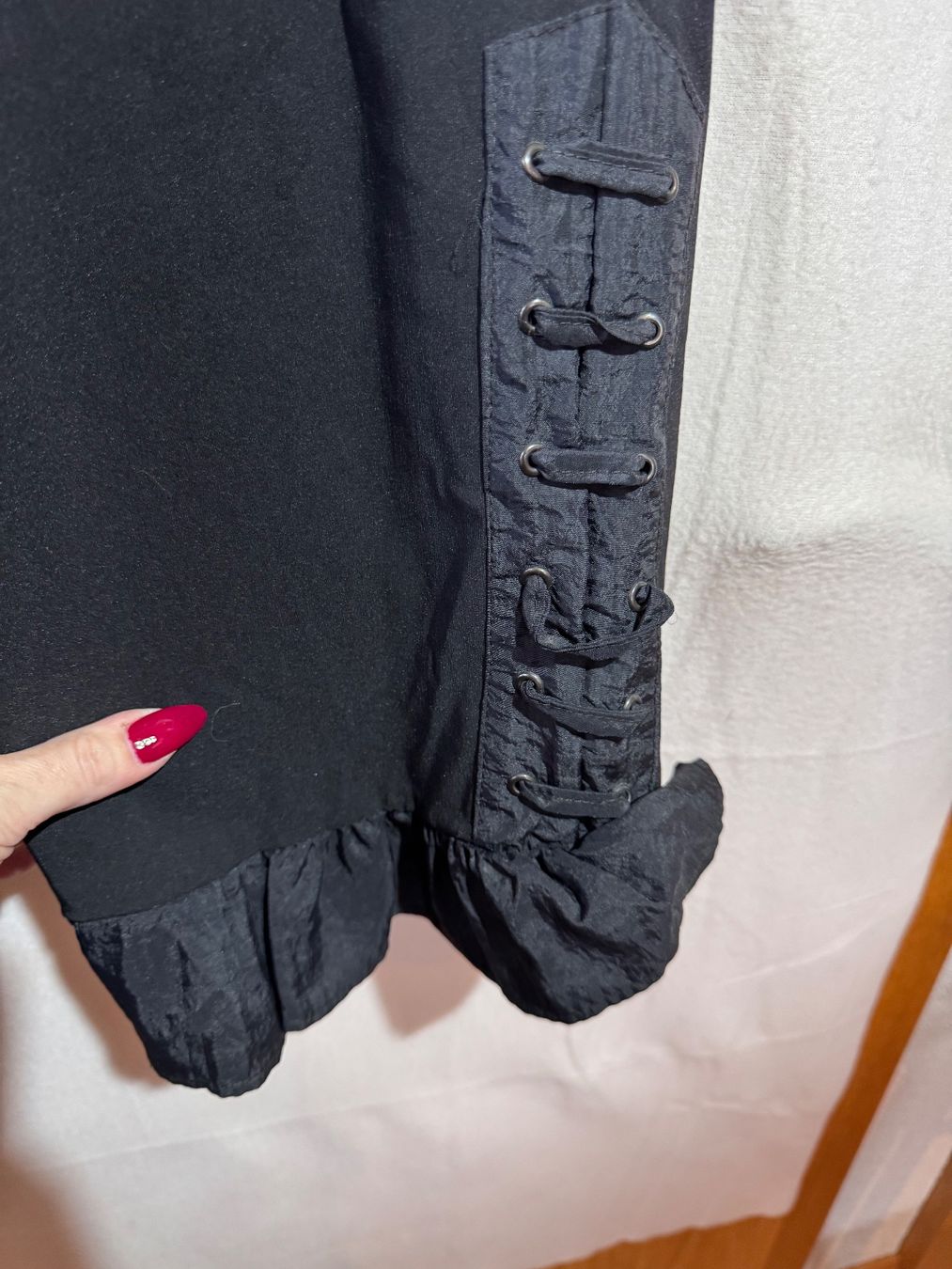 Pantaloni: Spezielle schwarze Stoffhose ca Gr. M/L – Usato da Grosswangen venduto da SALE_SALE_SALE 1