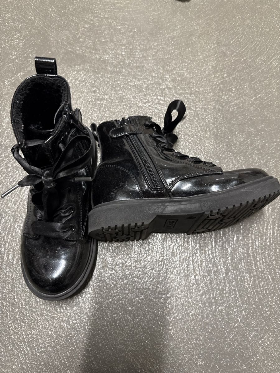 Next Scarpe per ragazze: Next Boots, Gr. 29 – Usato da Rothrist venduto da sih_75h7