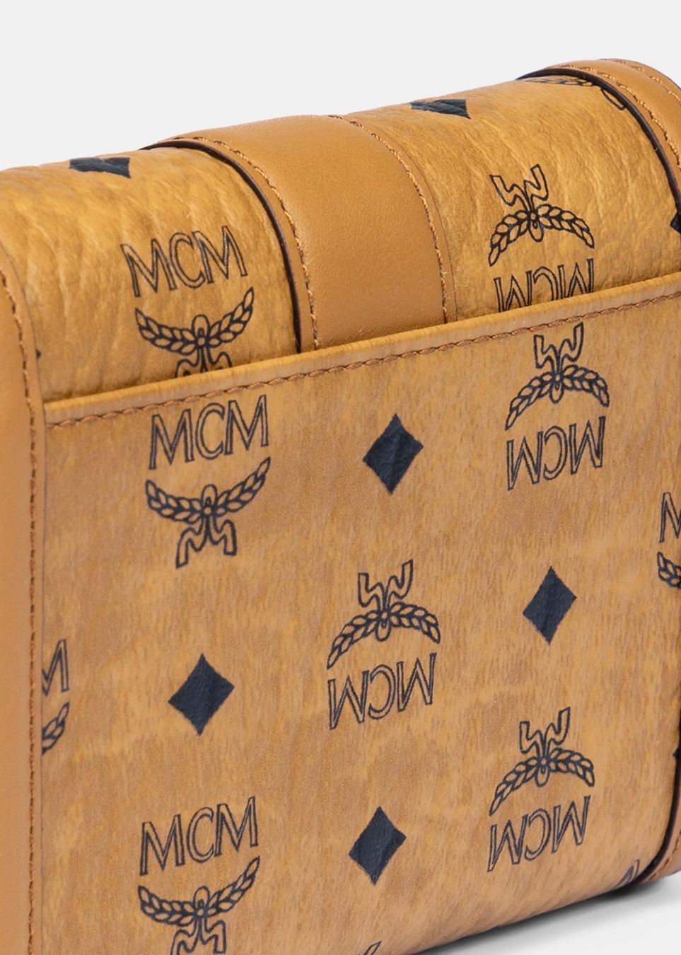 Mcm Portamonete: MCM TRACY SMALL WALLET - GELDBÖRSE - COGNAC – Nuovo e nell'imballaggio originale da Oberaach venduto da Dandy2021 3
