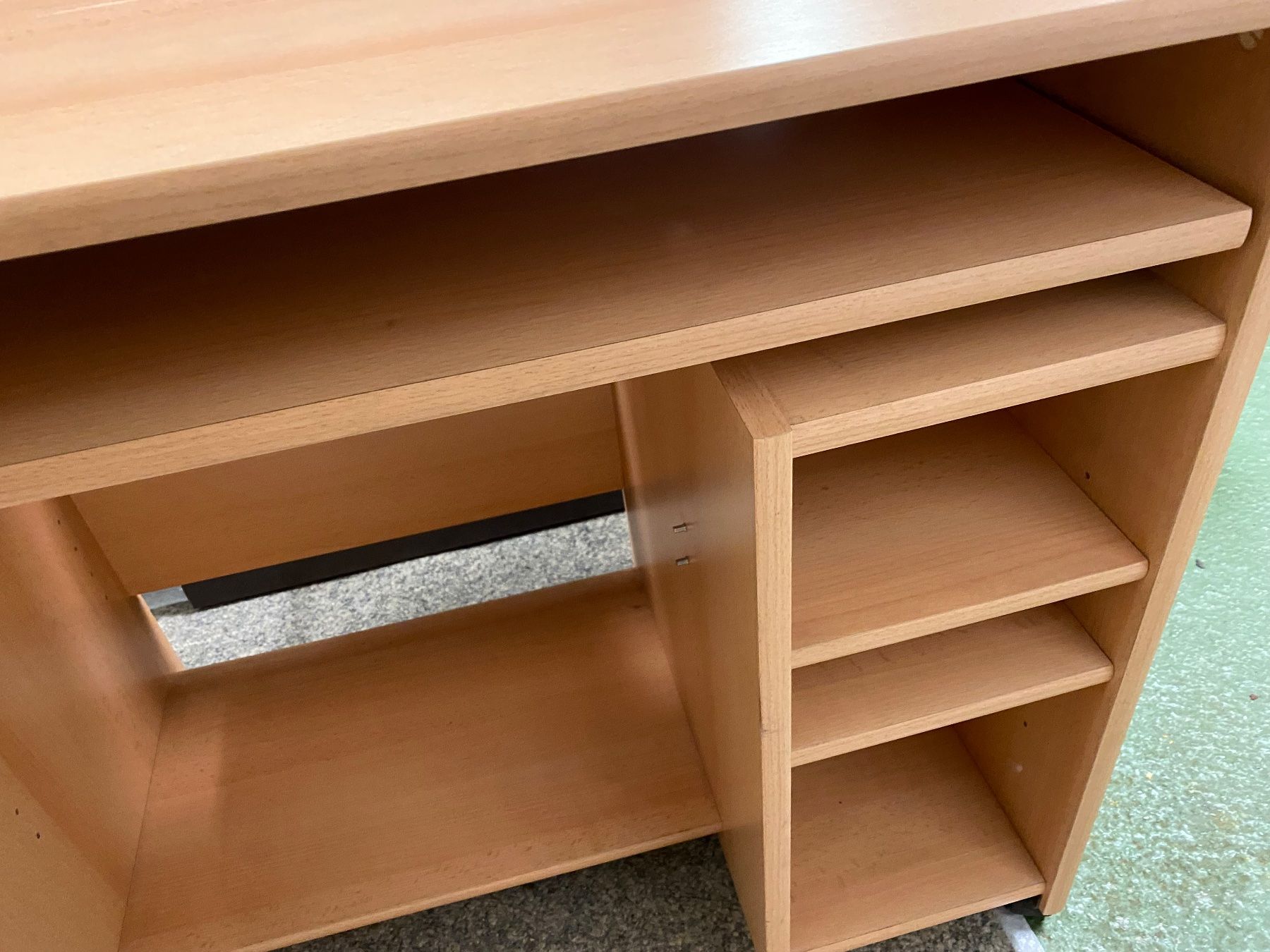 Bureaux: Computertisch – D'occasion à Hägglingen par Karin0802 4