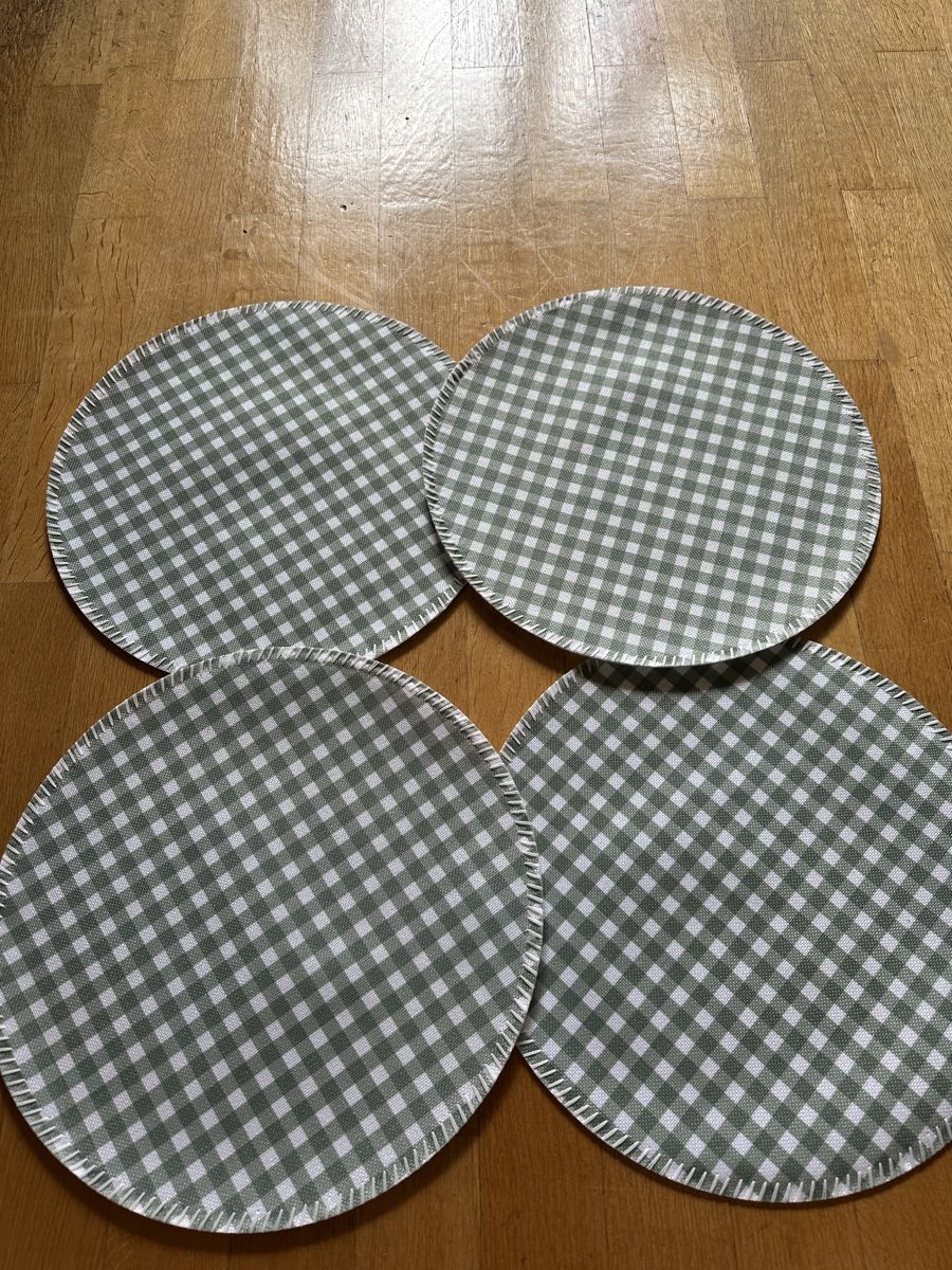 Set di tavolo e panche: Tischset 4 st grün weiss – Usato da Bern venduto da womiman