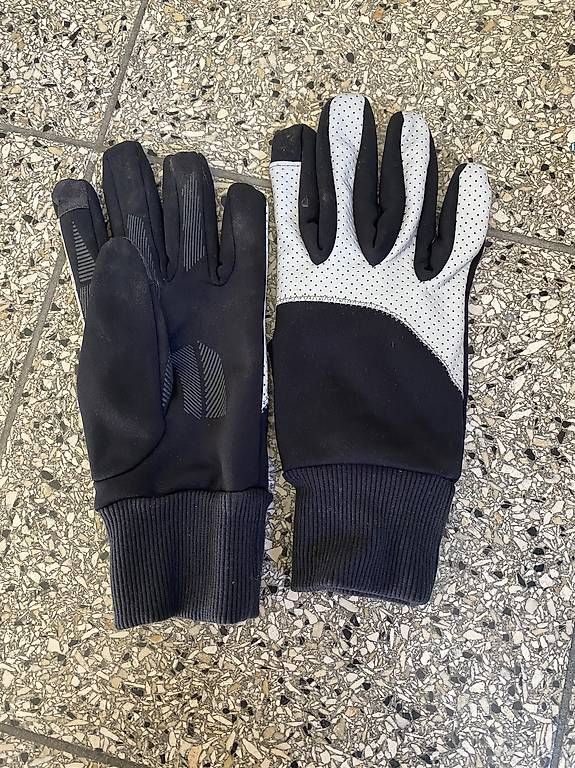 Guanti & manicotti: Reithandschuhe S – Usato da Flüelen venduto da 6468
