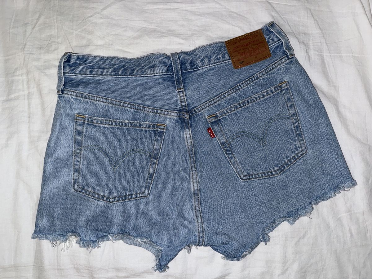 Levi's Jeans: Levis Shorts W29 – Usato da Winterthur venduto da adi_sqz 1