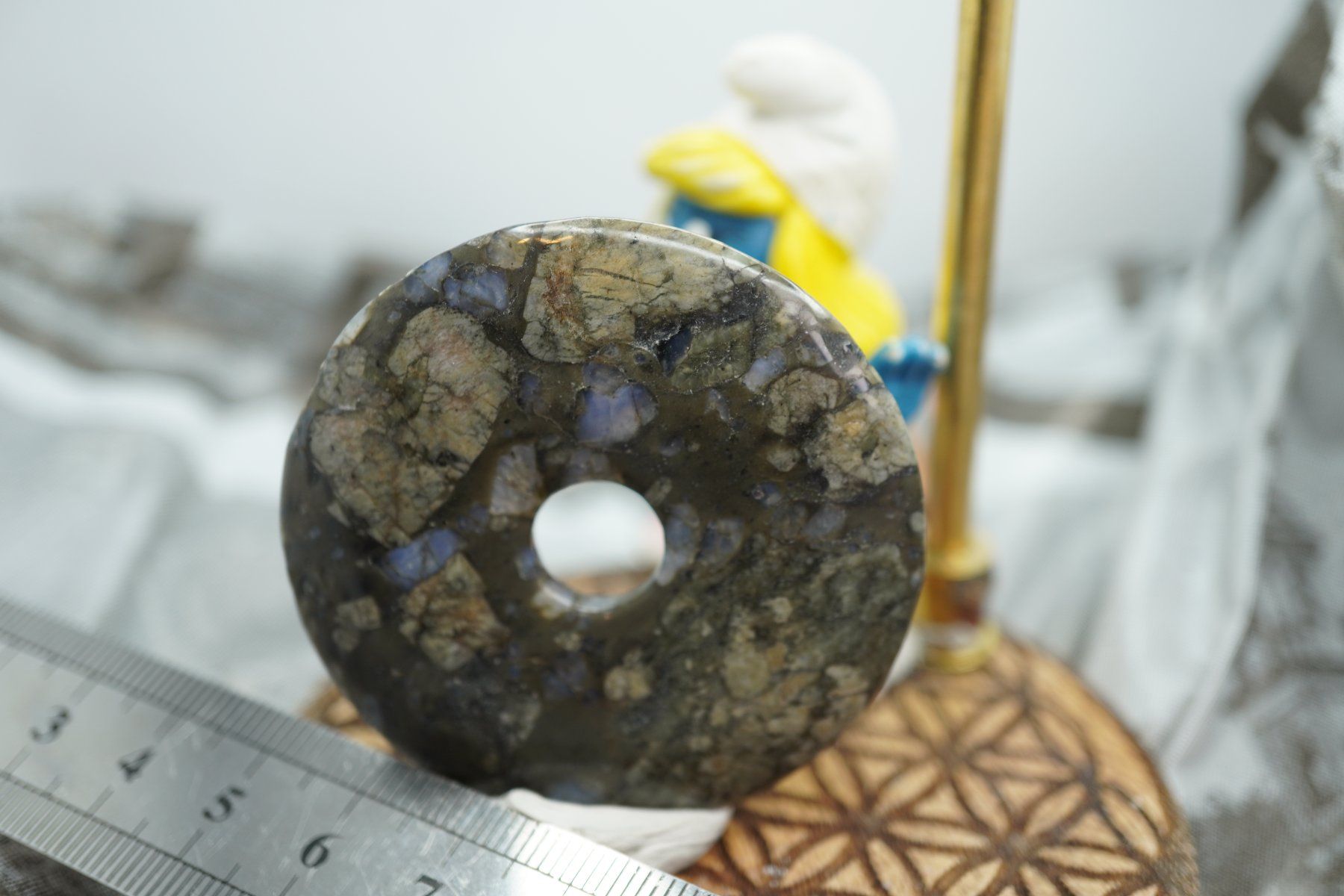 Minerali & Pietre curative: Merlinit     Pi  Scheibe  ca50mm    ab  1.-     Räumung – Nuovo e nell'imballaggio originale da Eschenbach SG venduto da topstone 6