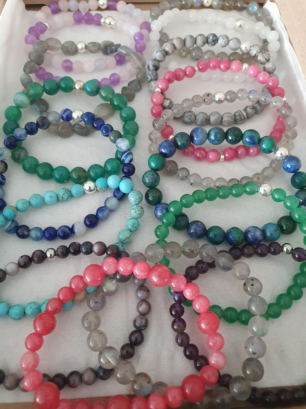 Bracciali & Braccialetti: Calcit 6 mm Perlen Elast - Armband – Nuovo (secondo la descrizione) da Hombrechtikon venduto da mincky 3