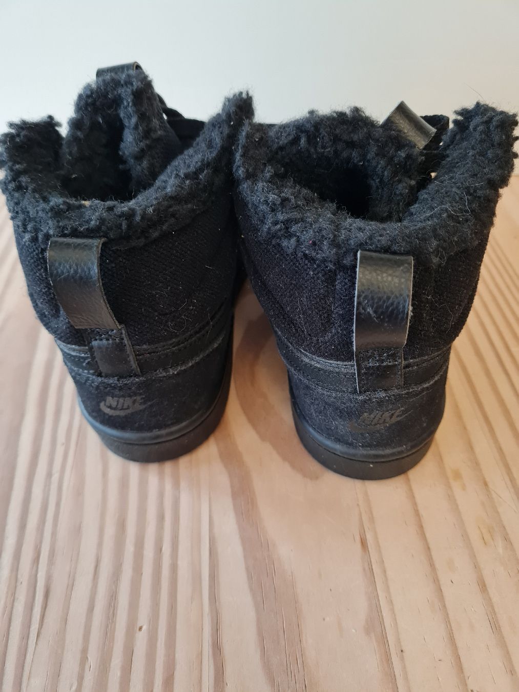 Nike Scarpe da uomo: Basket Nike taille 35 – Nuovo (secondo la descrizione) da Châtelaine venduto da Mariabella 2