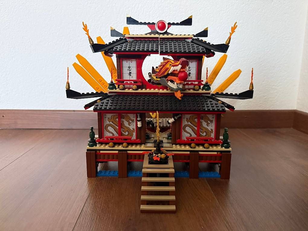 Jouets: Ninjago 2507 Feuertempel – D'occasion à Buochs par Jason_Achermann_2007 3