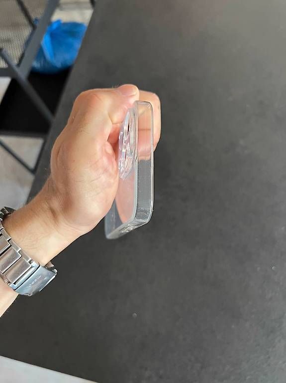 Apple Cover & Protezioni schermo: Schutzhülle Transparent für iphone 13 pro – Usato da St. Gallen venduto da babinos01 4