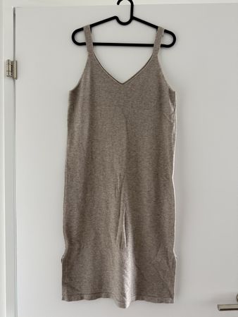 Damrn Strickkleid beige Grösse M guter Zustand