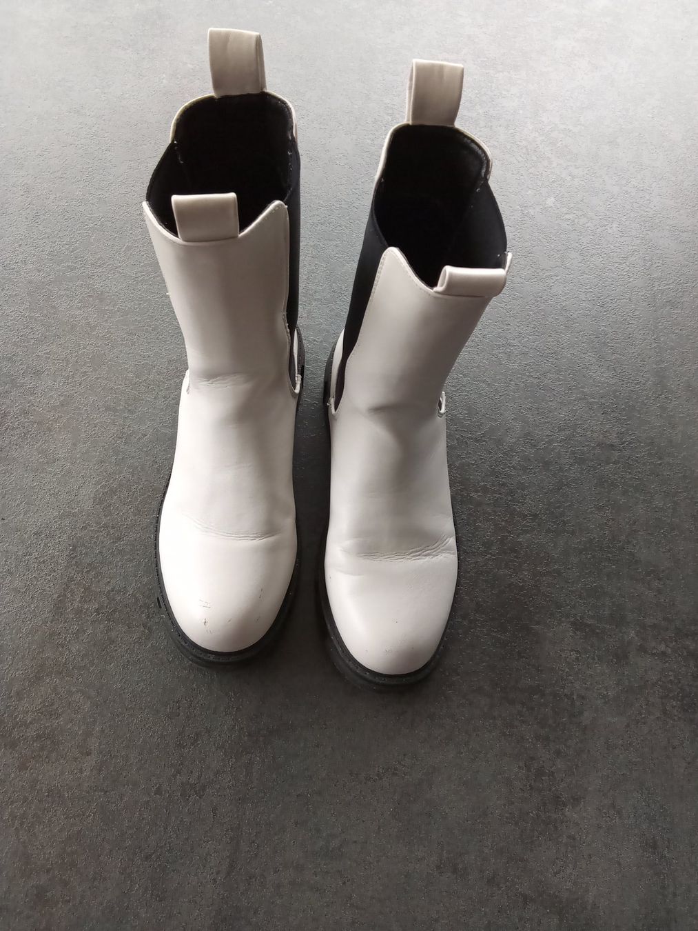 Scarpe da donna: Boots Gr 37 neuwertig – Usato da Eschenz venduto da Miamix