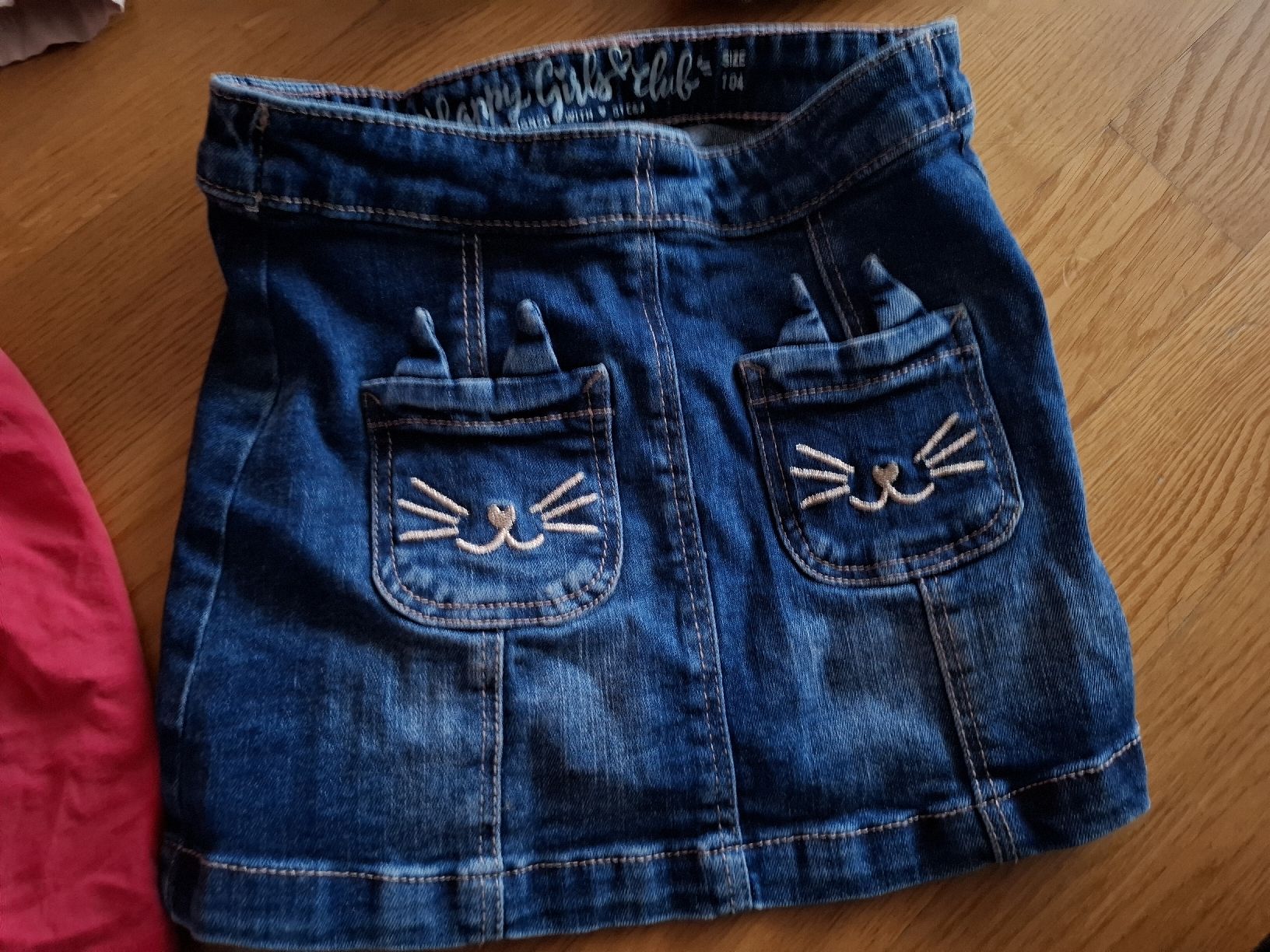 Lotti & Set di vestiti: Mädchenröcke & Shorts Gr. 104 Tom Tailor, H&M – Usato da Baar venduto da Jhonny18 1
