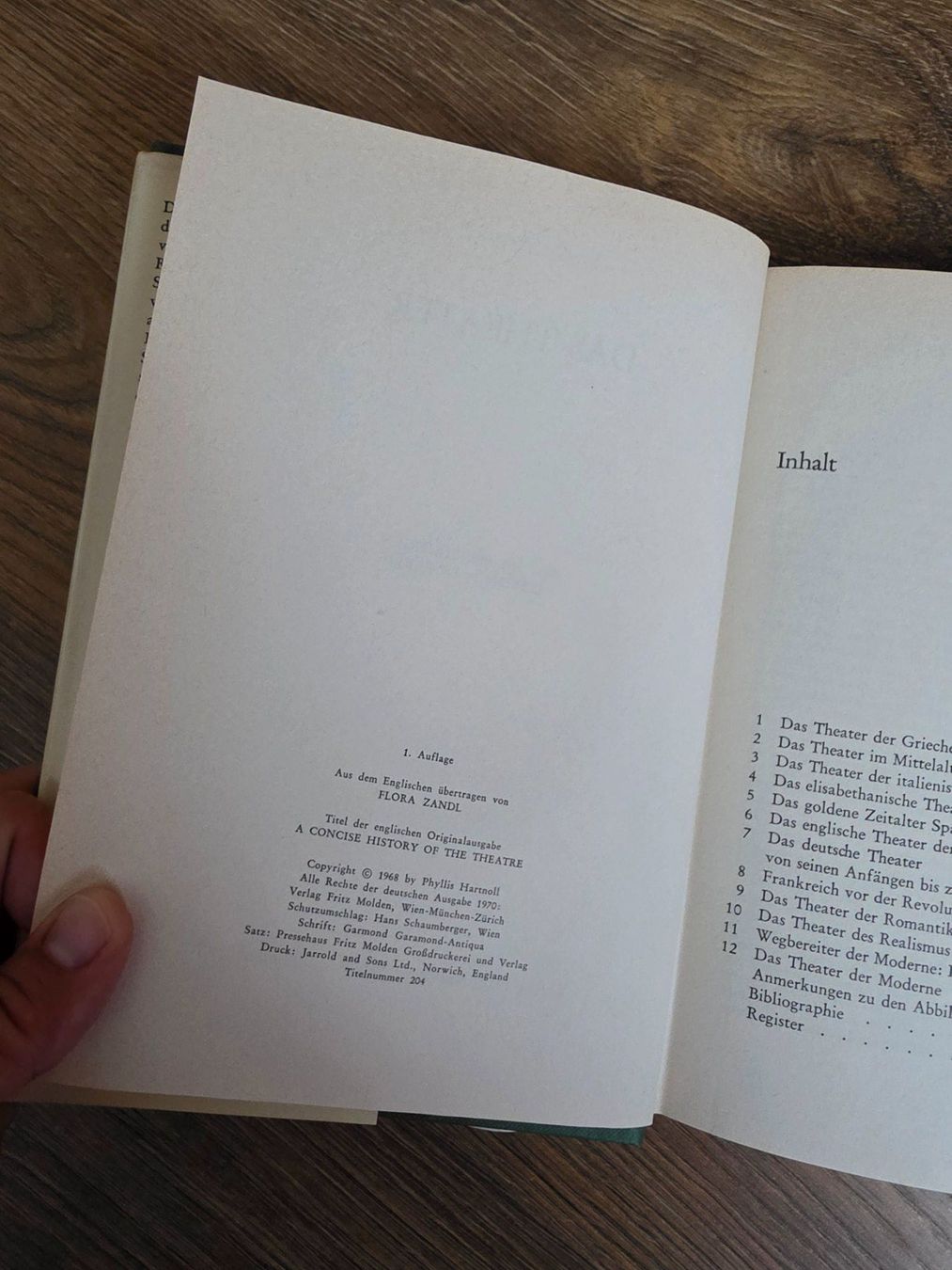 Libri: "Das Theater" von Phyllis Hartnoll – Usato da Nebikon venduto da Japostyle_2 2