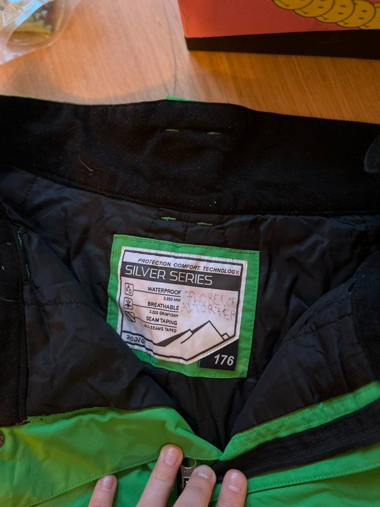 Pantaloni: Skihose grün Grösse 176 – Usato da Chur venduto da _flo19_ 3