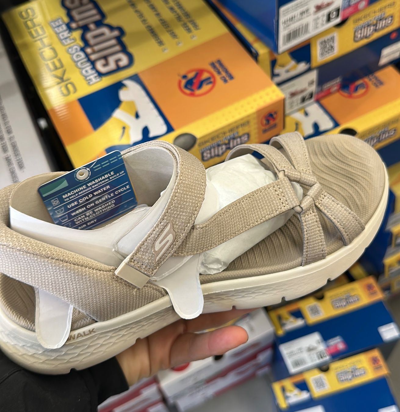 Skechers Scarpe da donna: Skechers Sandale – Nuovo e nell'imballaggio originale da Dottikon venduto da Maui-wowie