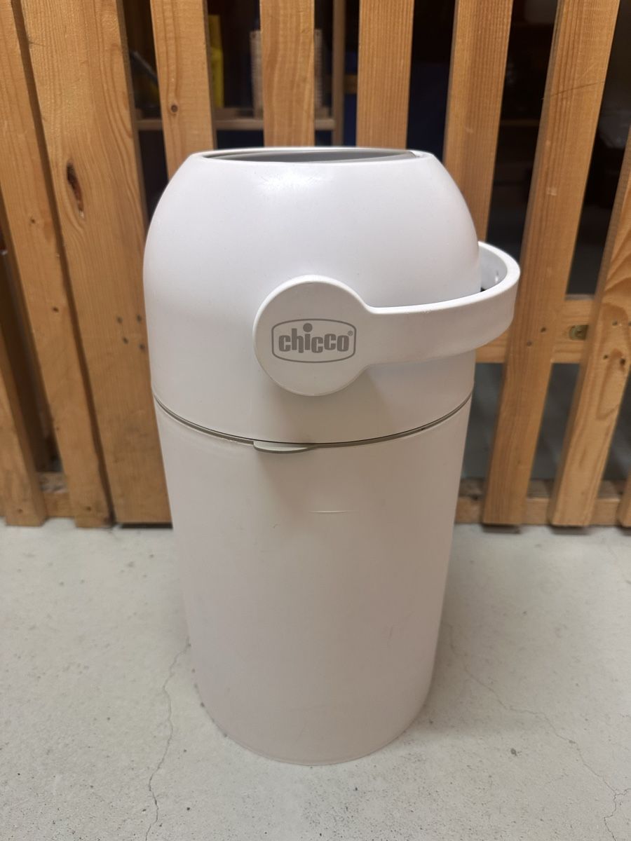 Altro per la casa: Chicco Windeleimer / Windelsystem – guter Zustand – Usato da Muri AG venduto da and_fw2s 1