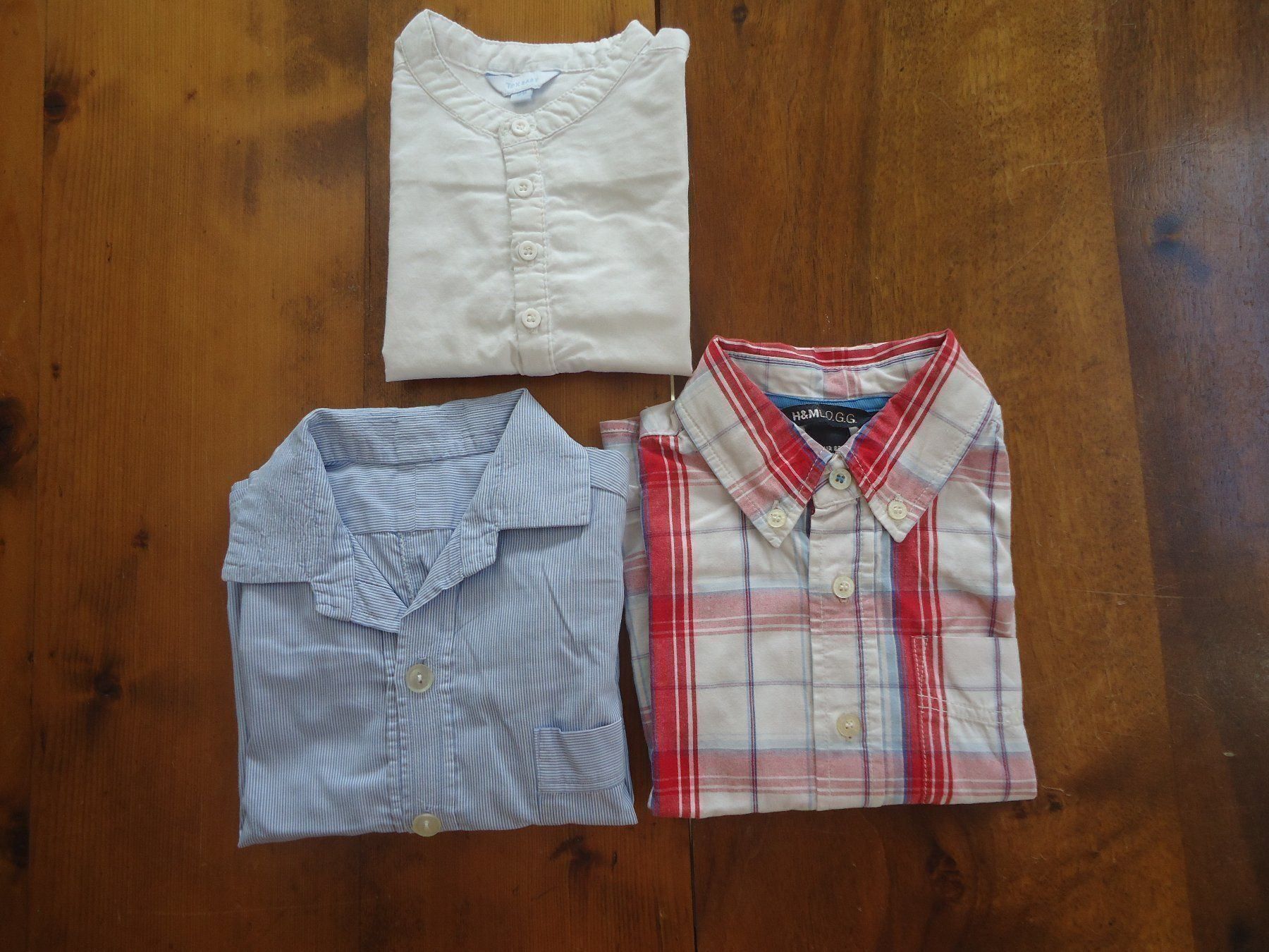 Hemden, Tops & T-Shirts: Chemises pour bébé - 3 X - 1 an 86 – Gebraucht aus Vessy von mafabe
