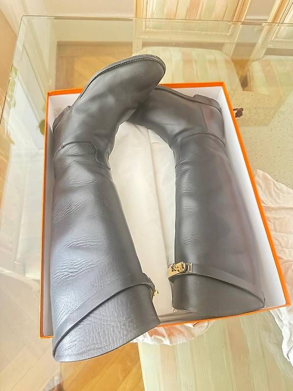 Damenschuhe: Hermés Bottes d'équitation en cuir – Gebraucht aus Pully von Occasions-luxe.Golay 2