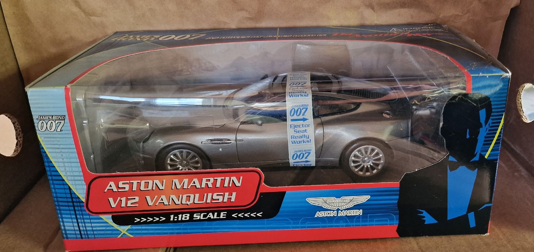 Modellini d'auto: Aston Martin 007 – Nuovo e nell'imballaggio originale da Bevaix venduto da Nounoursch 2