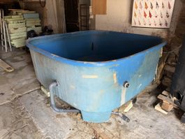 Koibecken GFK blau quadratisch mit Ablauf gebraucht
