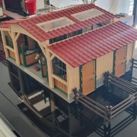 Schleich Farmwelt Pferdestall mit Pferden