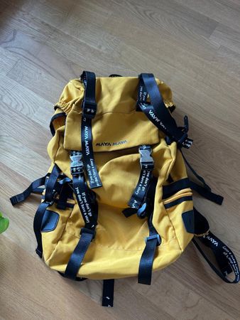 Trendiger Rucksack in Gelb