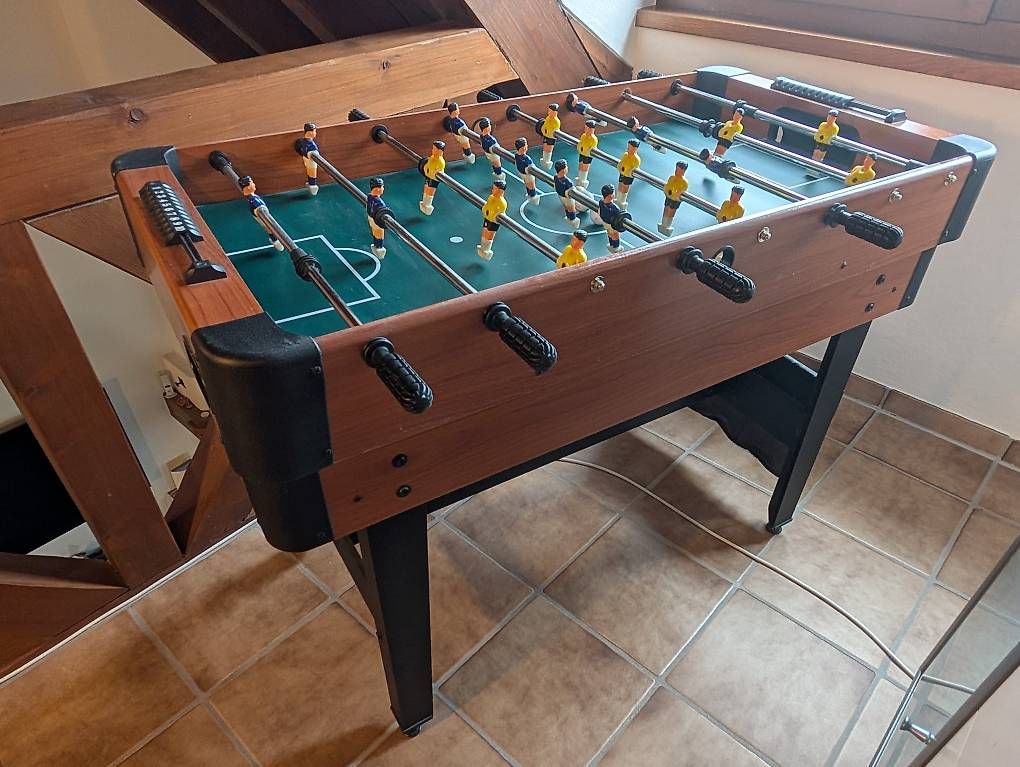 Jeux: Spiele Multifunktionstisch – D'occasion à Höri par Makumba2