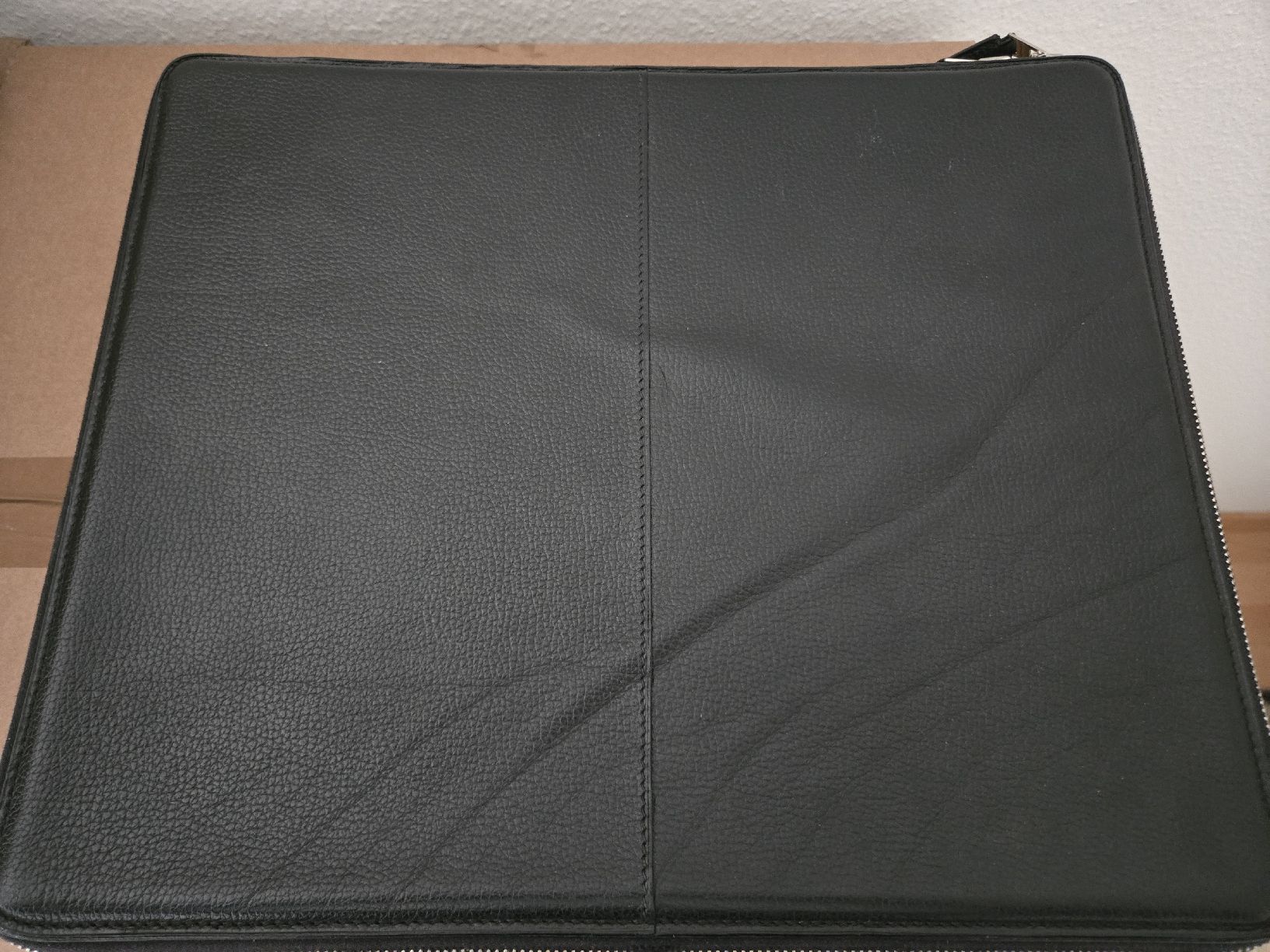 Hermès Koffer & Taschen: HERMES ATTACHE CASE – Gebraucht aus Zug von f_t_827r 5