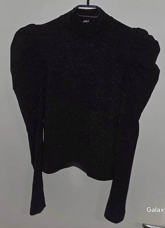 Pulls & Sweat-shirts: Only Pullover   – D'occasion à St. Gallen par ruz_t5lk 2