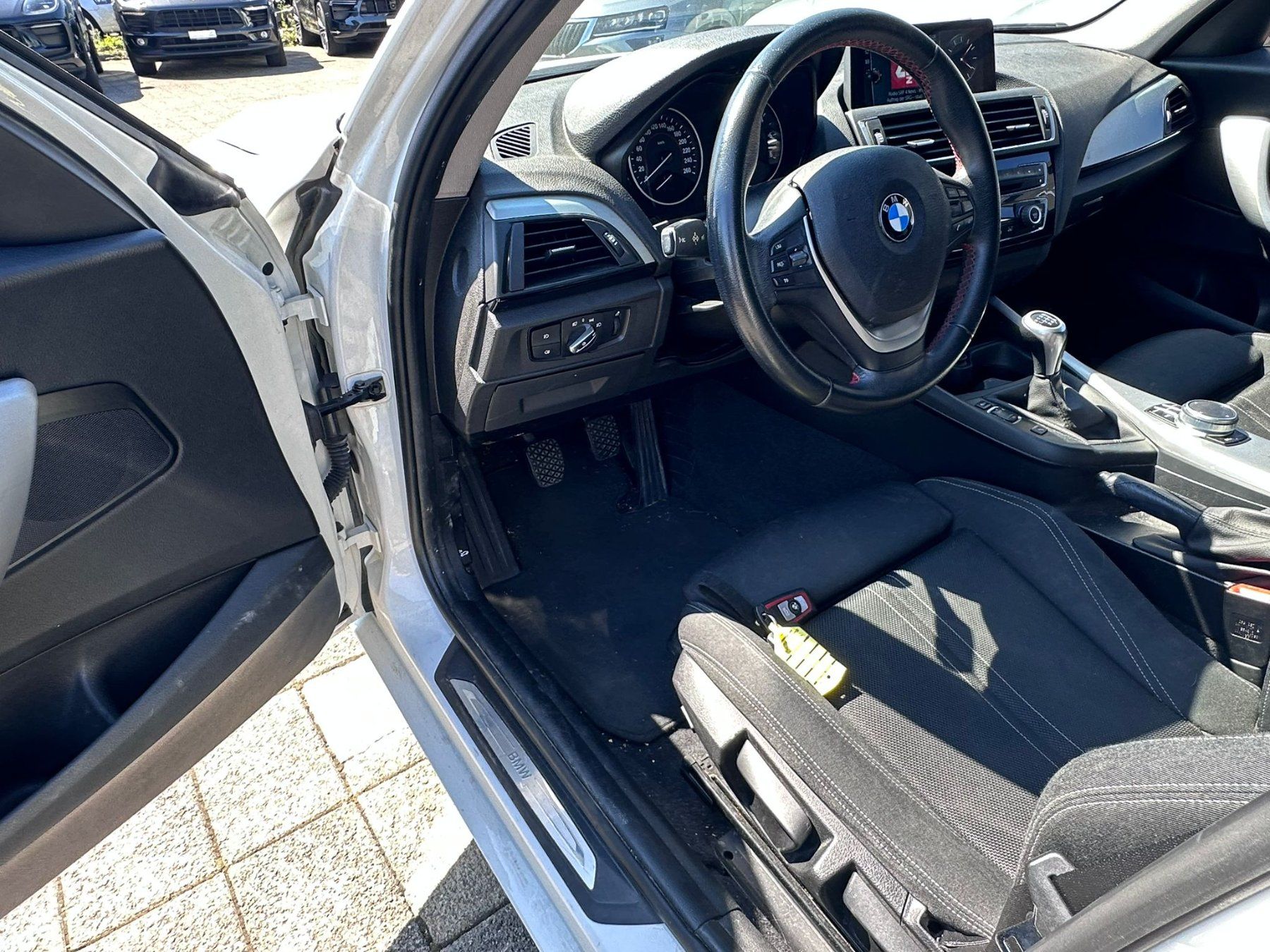 BMW Autos: BMW 118d xDrive – D'occasion à Otelfingen par hof74 3