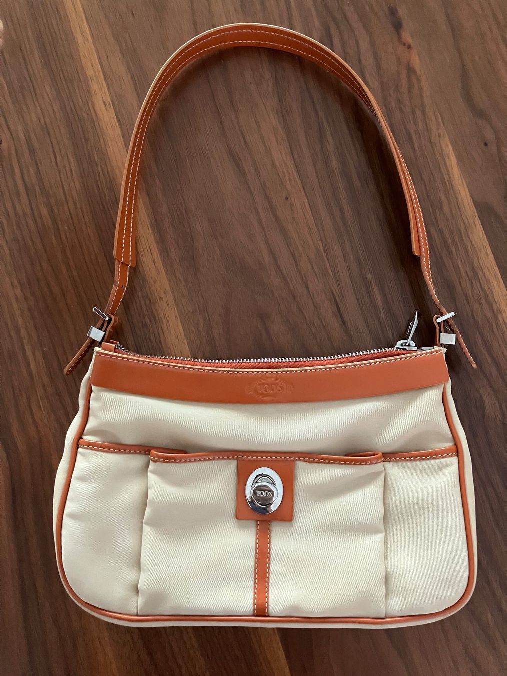 Tod'S Sacs femmes: TOD'S Tasche – D'occasion à Windisch par Lyudmila01