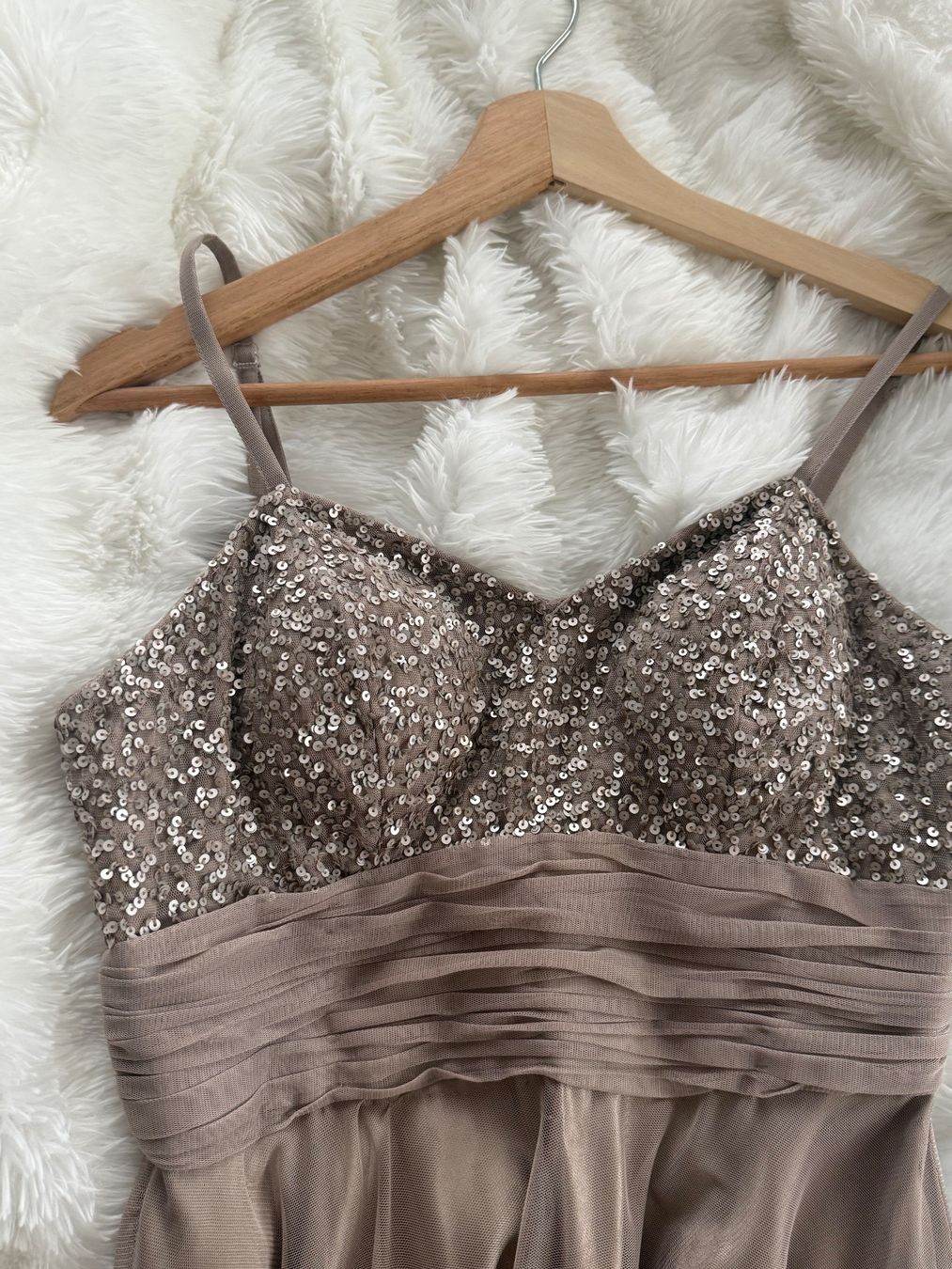 Vestiti: Cocktailkleid Taupe-Rosé – Usato da Münchenbuchsee venduto da S_Shan 1