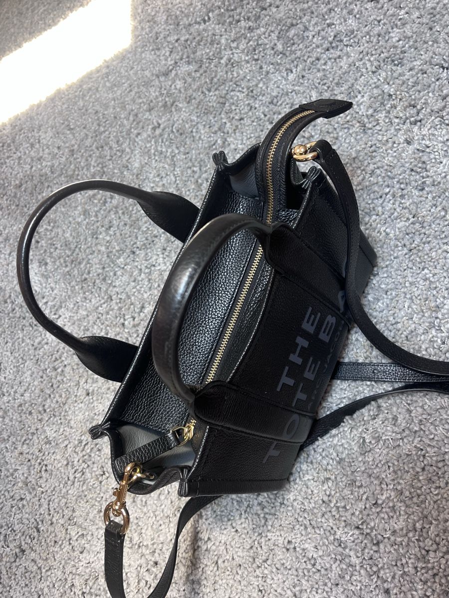 Marc Jacobs Taschen für Damen: Marc Jacobs - The Tote Bag – Neu (gemäss Beschreibung) aus Henggart von aleessiaa.ju 4