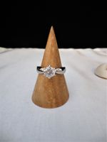 Edelstahlring mit Zirkonia Grösse L