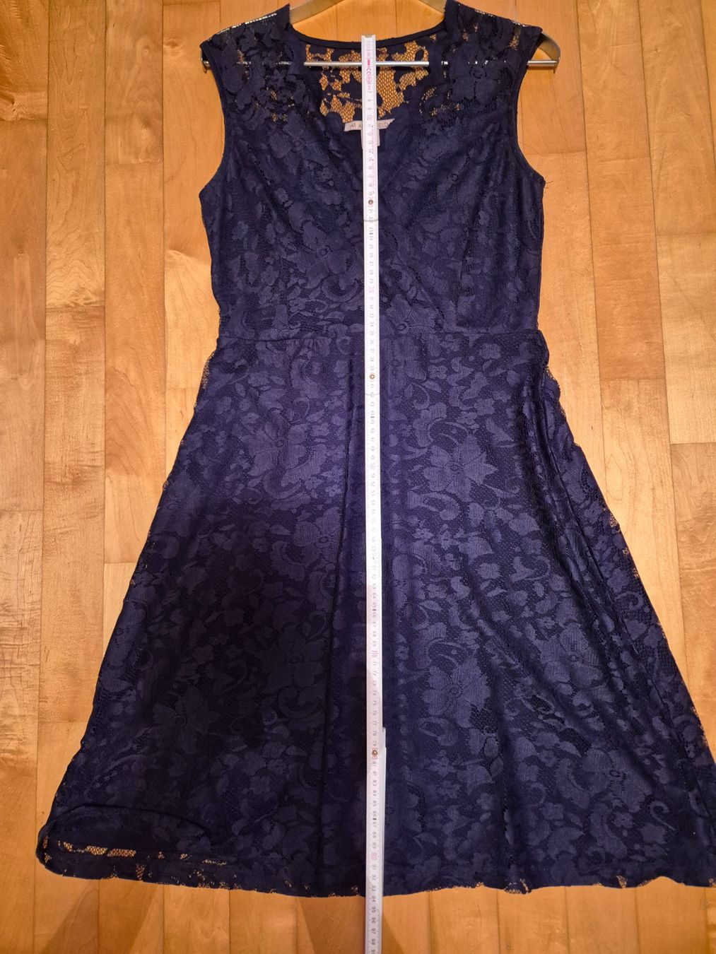 Vestiti: Schönes dunkelblaues Spitzenkleid – Usato da Walenstadt venduto da grischalounge1 4