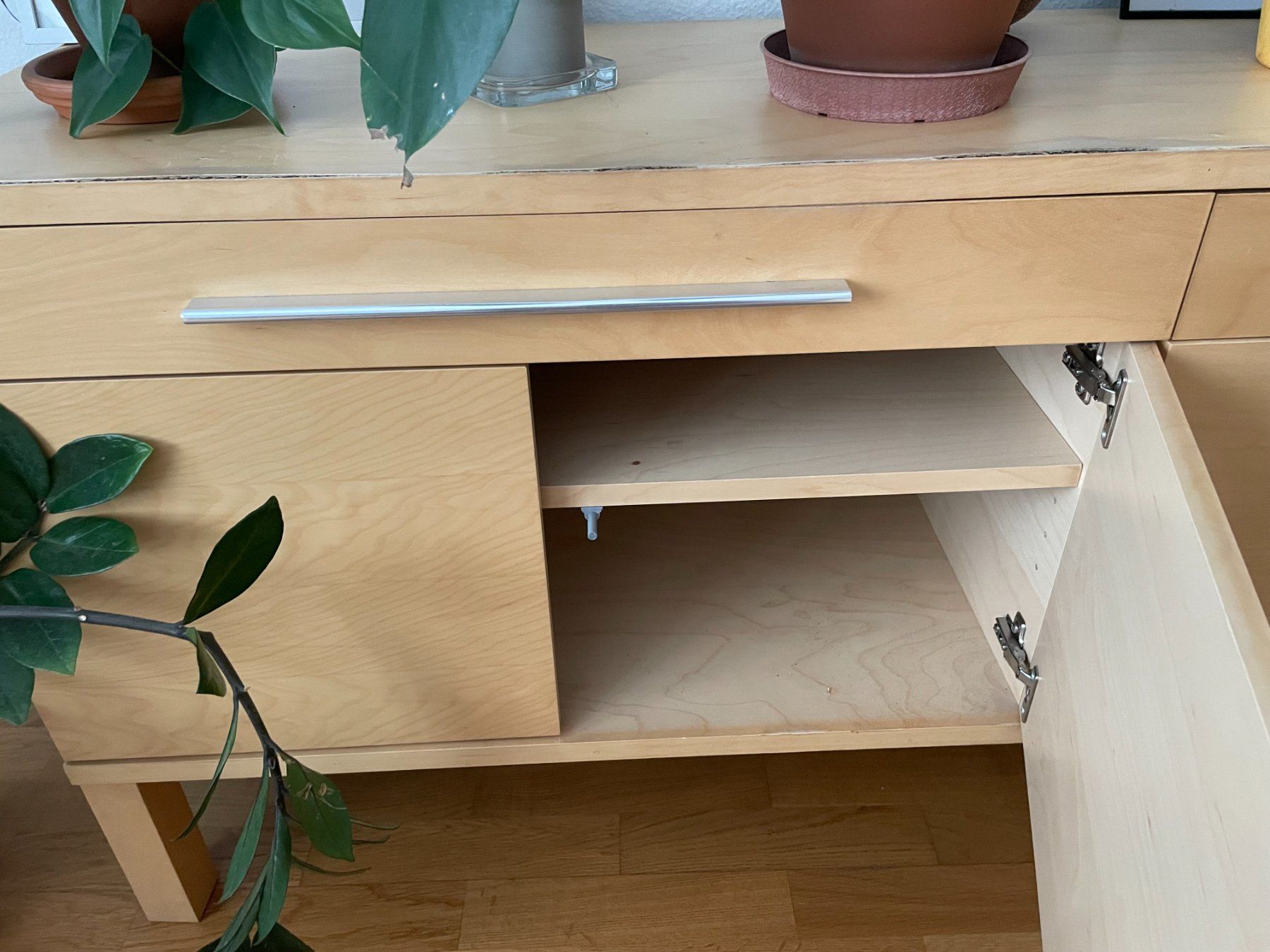 Ikea TV Möbel: IKEA BJURSTA sideboard – Gebraucht aus Zürich von carlaferico 2